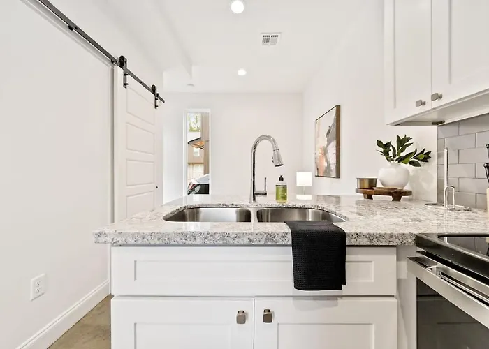 Welcoming Town Brand New Construction * Lafayette